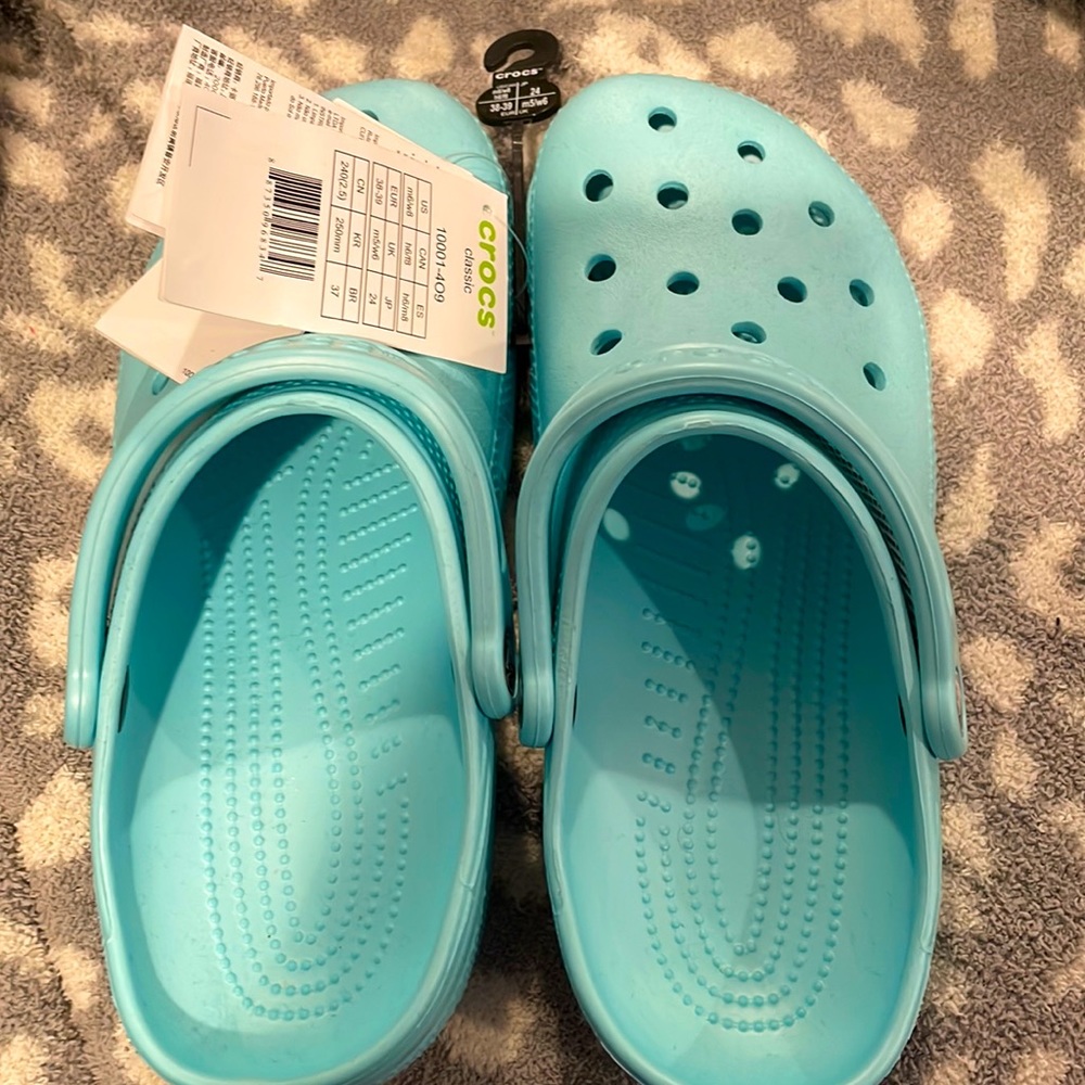 Crocs blue size 8 womens